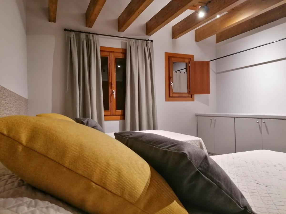 Apartament El Castell Casa Rural Cal Rialla Llivia Exterior foto