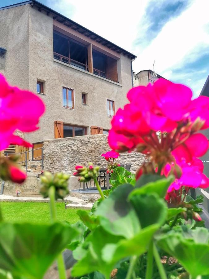Apartament El Castell Casa Rural Cal Rialla Llivia Exterior foto