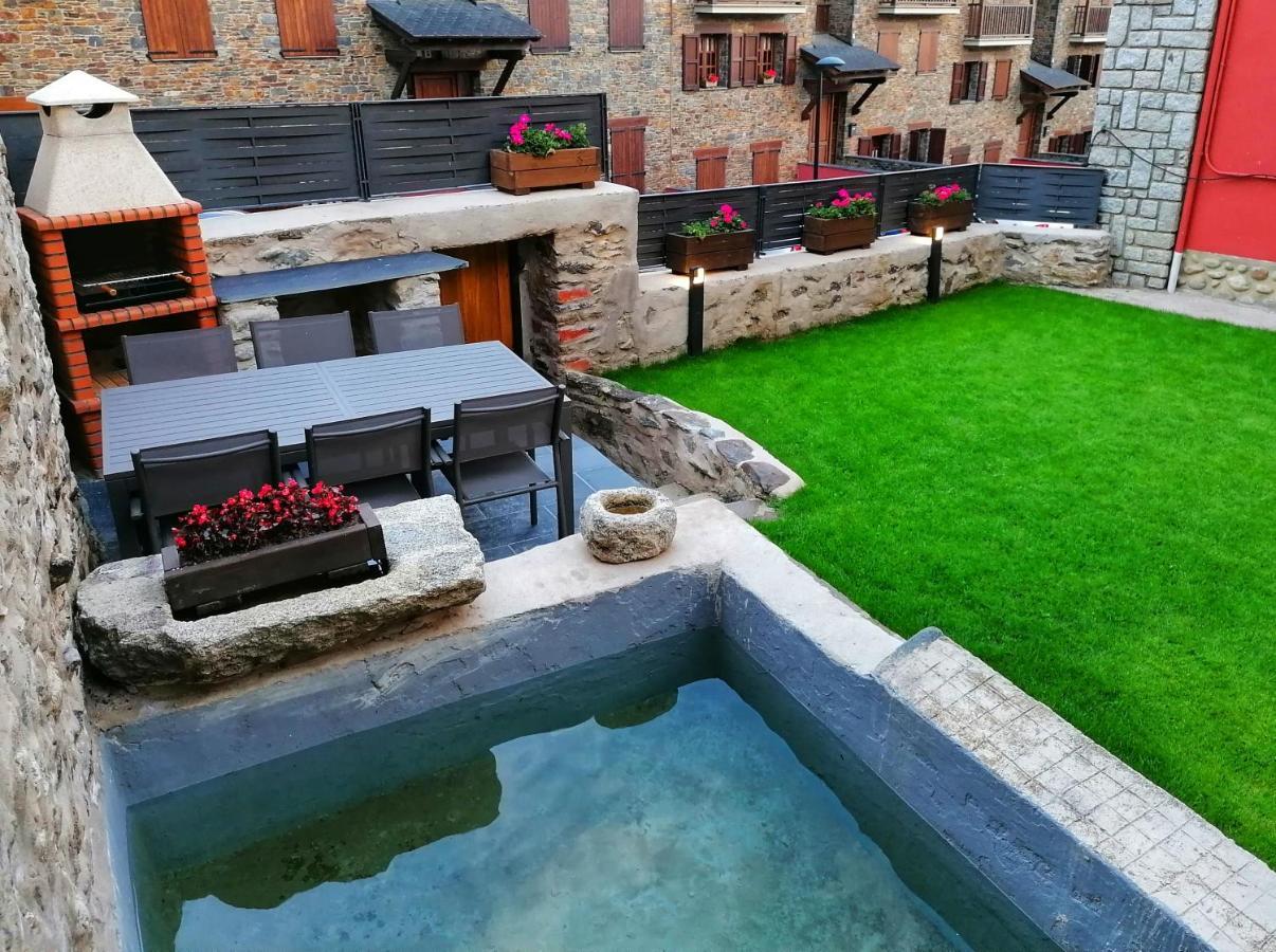Apartament El Castell Casa Rural Cal Rialla Llivia Exterior foto
